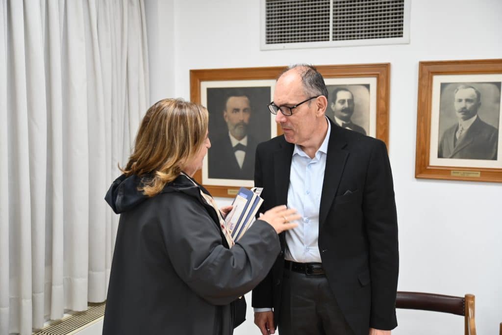 Πάτρα: Ο Διονύσης Ζακυνθινός παρουσίασε το βιβλίο του - Δείτε δεκάδες φωτό