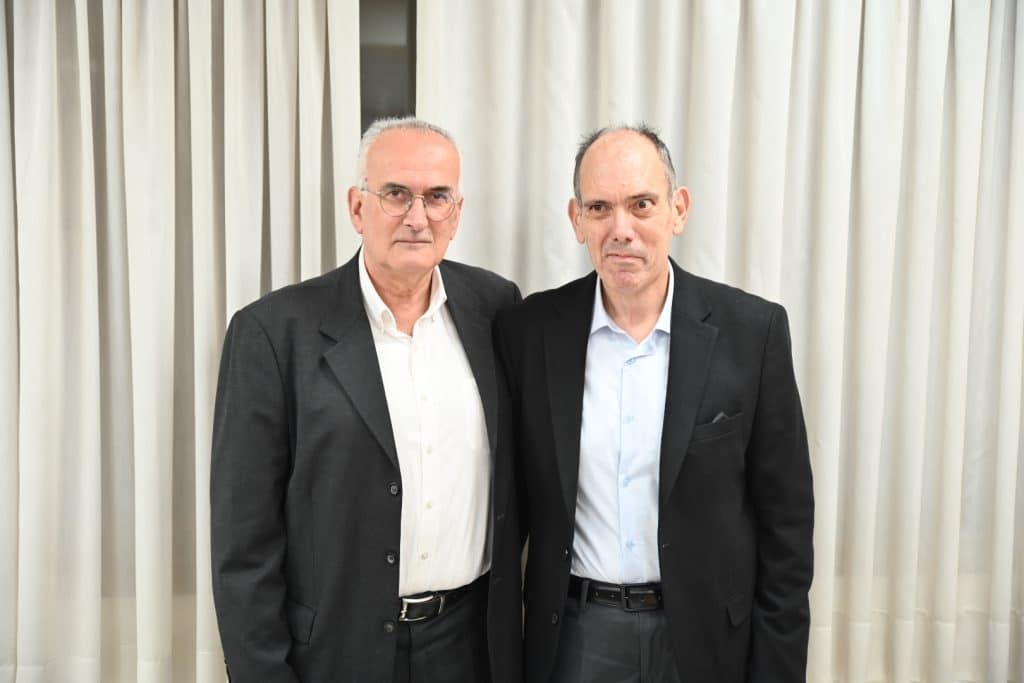 Πάτρα: Ο Διονύσης Ζακυνθινός παρουσίασε το βιβλίο του - Δείτε δεκάδες φωτό