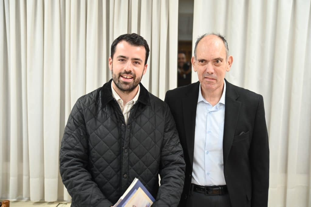 Πάτρα: Ο Διονύσης Ζακυνθινός παρουσίασε το βιβλίο του - Δείτε δεκάδες φωτό