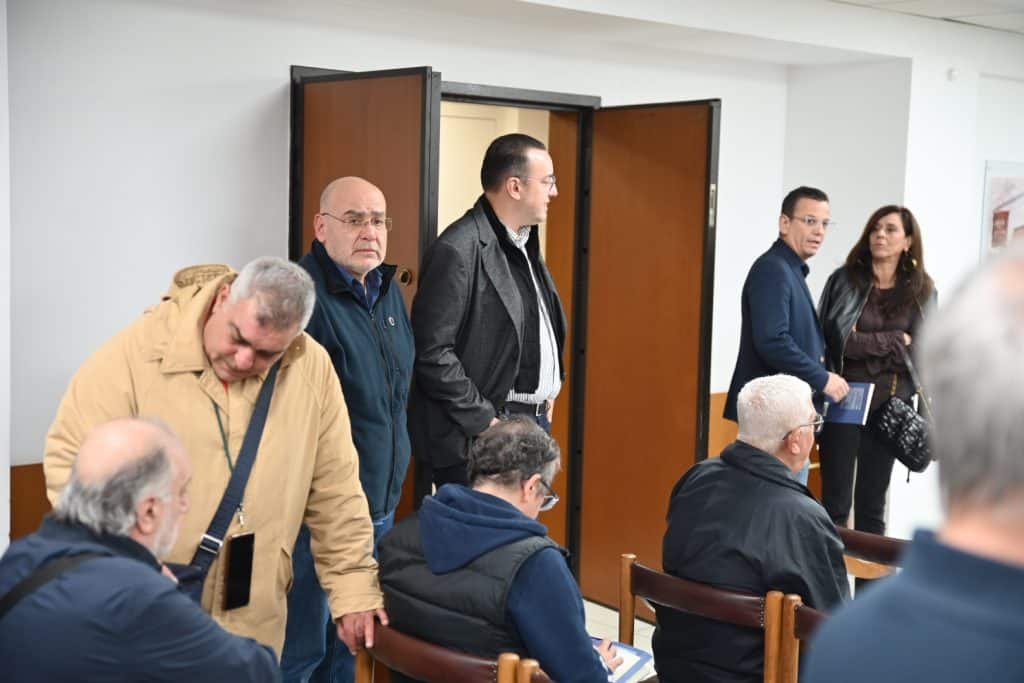 Πάτρα: Ο Διονύσης Ζακυνθινός παρουσίασε το βιβλίο του - Δείτε δεκάδες φωτό