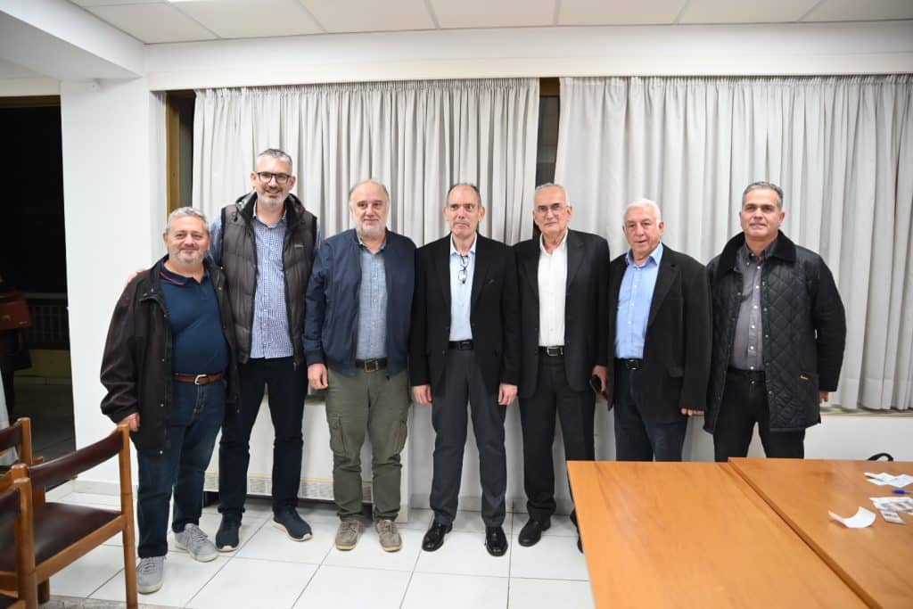 Πάτρα: Ο Διονύσης Ζακυνθινός παρουσίασε το βιβλίο του - Δείτε δεκάδες φωτό