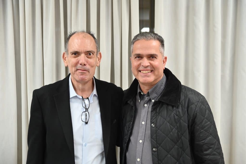 Πάτρα: Ο Διονύσης Ζακυνθινός παρουσίασε το βιβλίο του - Δείτε δεκάδες φωτό