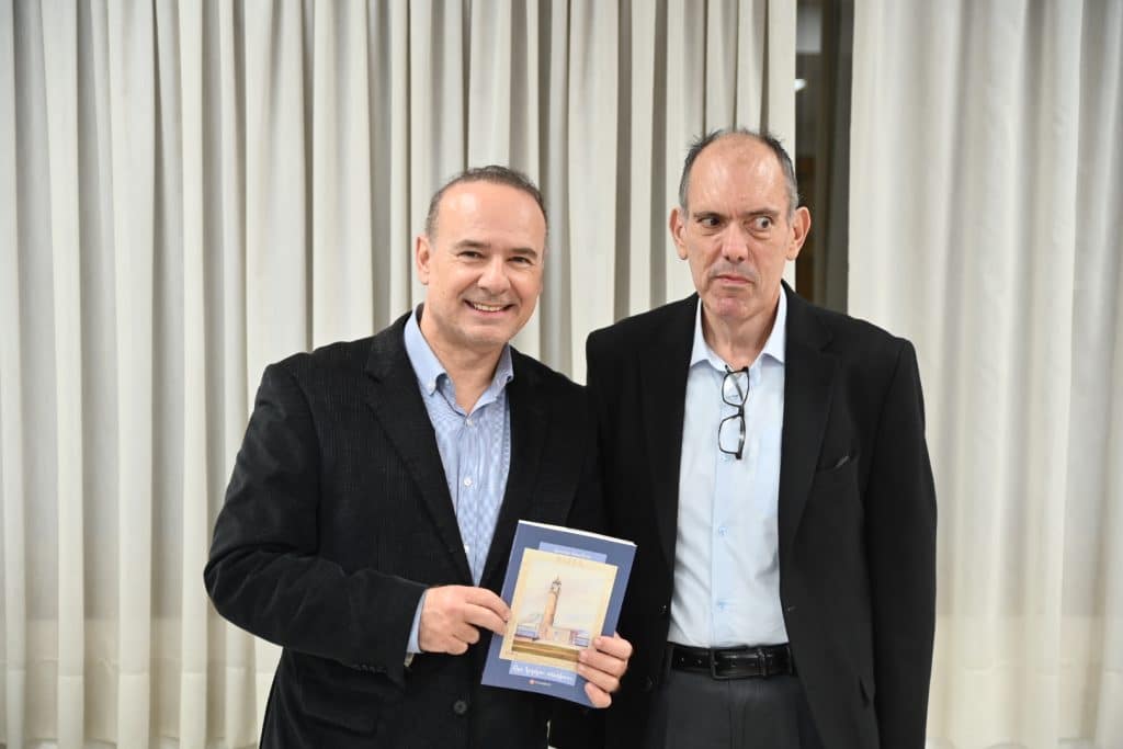 Πάτρα: Ο Διονύσης Ζακυνθινός παρουσίασε το βιβλίο του - Δείτε δεκάδες φωτό