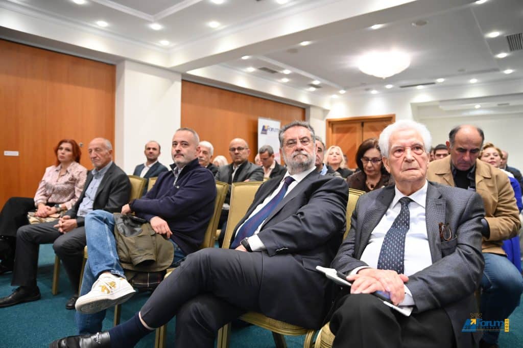 Καραγκούνης - Μάντζιος σε εκδήλωση του Οικονομικού Επιμελητηρίου: Αντιπαράθεση πολιτικών για  την δημοκρατία της ανάπτυξης