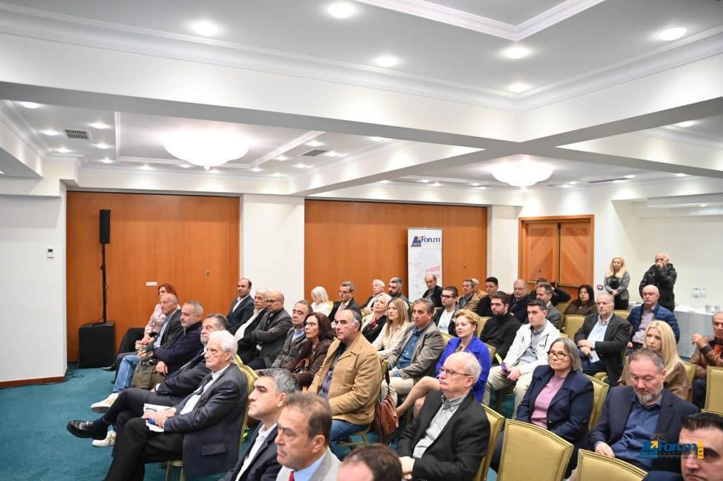 Καραγκούνης - Μάντζιος σε εκδήλωση του Οικονομικού Επιμελητηρίου: Αντιπαράθεση πολιτικών για  την δημοκρατία της ανάπτυξης