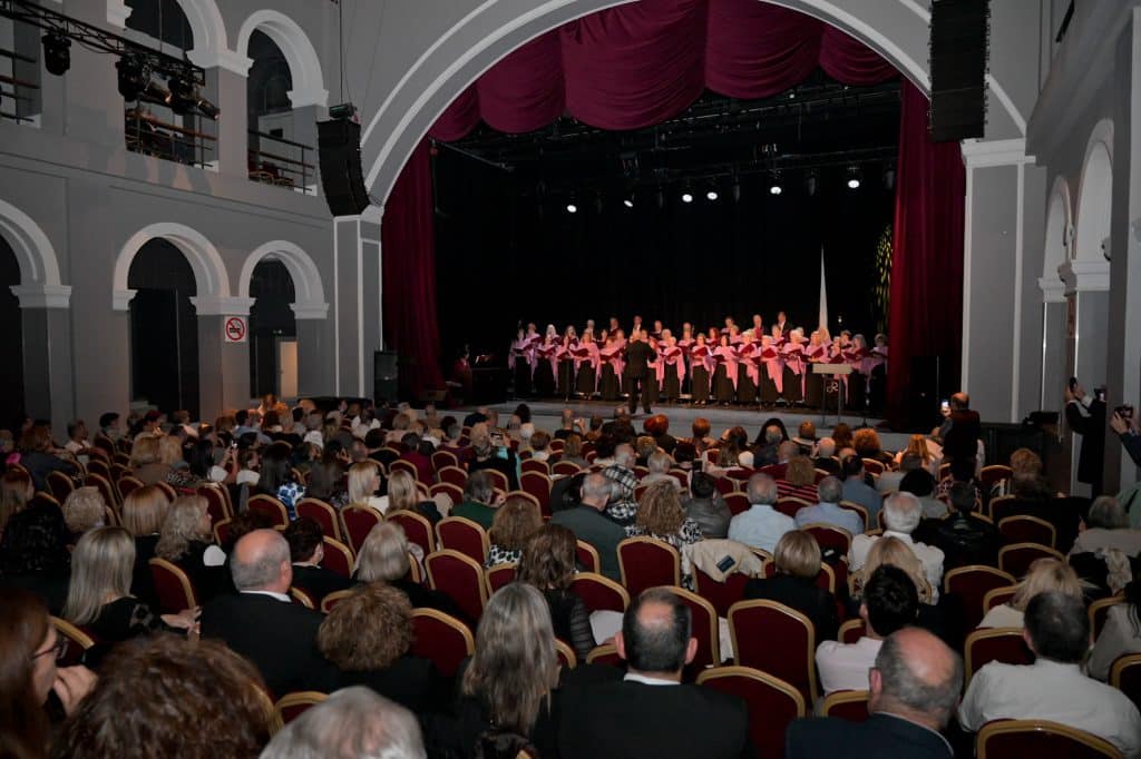 Χορωδία "ΑΠΟΛΛΩΝ" Πατρών: Με μεγάλη επιτυχία το 13ο Φεστιβάλ Χορωδιών  "ΠΑΤΡΑ 2025 " - φωτό