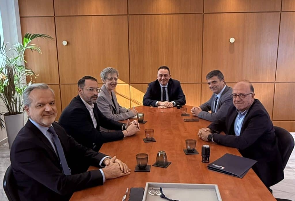 Υπογραφή Πρωτοκόλλου Συνεργασίας μεταξύ του Ελληνικού Ανοικτού Πανεπιστημίου και του Υπουργείου Παιδείας, Θρησκευμάτων και Αθλητισμού Υπογραφή Πρωτοκόλλου Συνεργασίας μεταξύ του Ελληνικού Ανοικτού Πανεπιστημίου και του Υπουργείου Παιδείας, Θρησκευμάτων και Αθλητισμού