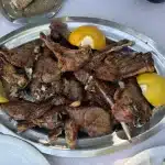 Αρνί – Κατσίκι: Ποιο κομμάτι ταιριάζει σε κάθε μαγείρεμα (+τιμές)