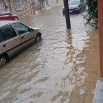 Πλημμύρισε ξανά το Μεσολόγγι – Λίμνες οι δρόμοι, μπήκαν τα νερά σε σπίτια (ΦΩΤΟ)