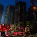 Στους 94 αυξήθηκαν οι νεκροί της πυρκαγιάς σε ουρανοξύστες του Χονγκ Κονγκ - Η κατάσβεση συνεχίζεται για 3η ημέρα