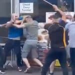 Βίντεο: Άγριο ξύλο με μεταλλικές ράβδους μεταξύ δύο οικογενειών τουρκικής καταγωγής – Έχουν ανταγωνιστικά εστιατόρια κεμπάπ