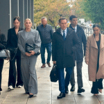 Φορτισμένη η Τούνη στη δίκη για revenge porn: «Θέλω τιμωρία, όχι χρήματα»