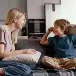 Αυτό είναι το μεγάλο λάθος που κάνουν οι γονείς όταν μιλούν στα παιδιά τους για το σεξ