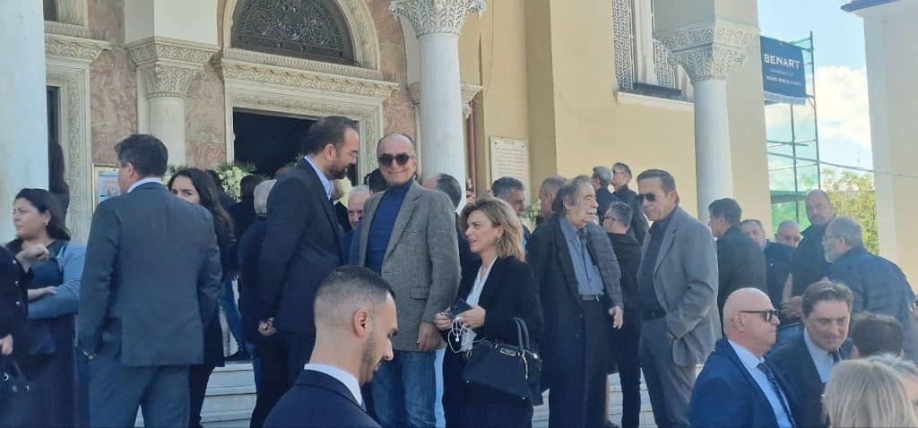 Πάτρα: Εκατοντάδες για το τελευταίο αντίο στην δικηγόρο Τέτη Τζαμαλούκα - φωτό