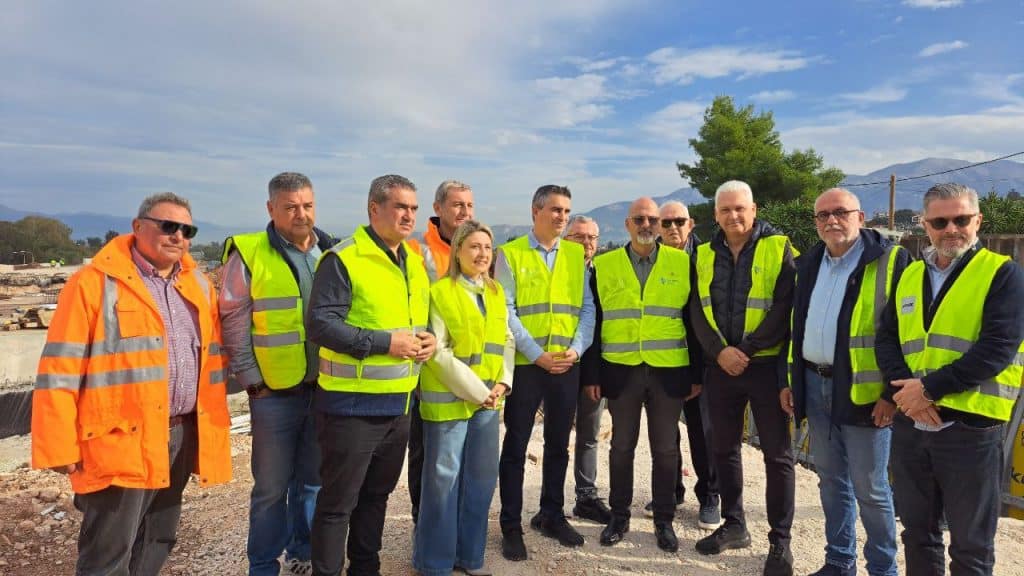 Στον αυτοκινητόδρομο της Πατρών- Πύργου ο Υπουργός Υποδομών Χρίστος Δήμας για αυτοψία στα έργα- ΦΩΤΟ ΚΑΙ ΒΙΝΤΕΟ Στον αυτοκινητόδρομο της Πατρών- Πύργου ο Υπουργός Υποδομών Χρίστος Δήμας για αυτοψία στα έργα- ΦΩΤΟ ΚΑΙ ΒΙΝΤΕΟ