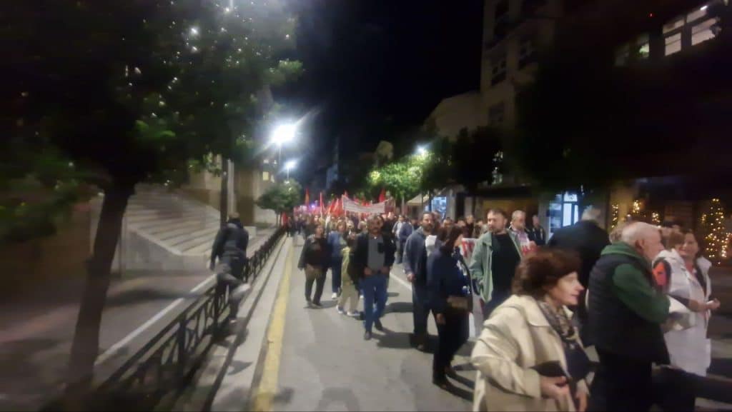 Πάτρα: Χιλιάδες στην πορεία για το Πολυτεχνείο