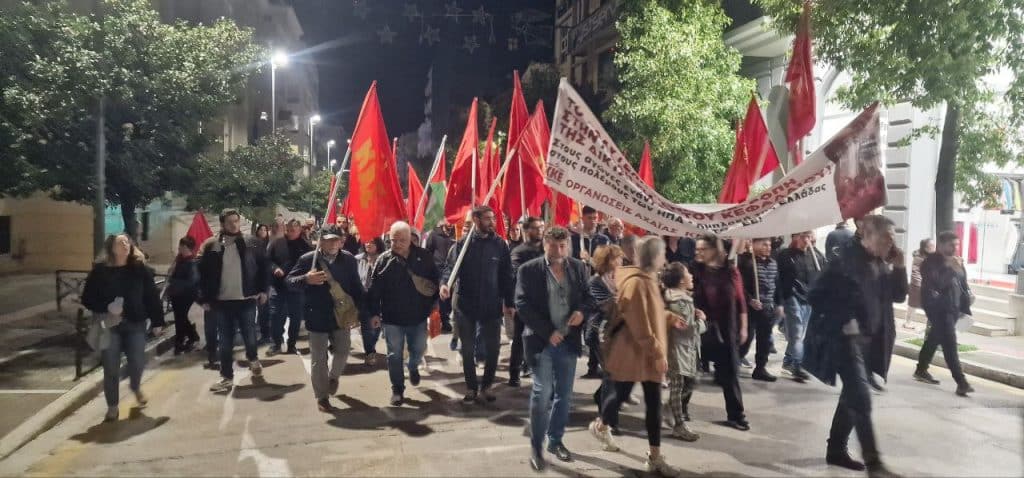 Πάτρα: Χιλιάδες στην πορεία για το Πολυτεχνείο