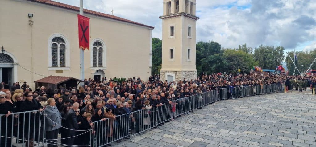 Πάτρα: Με μεγαλοπρέπεια η εορτή του Πολιούχου Αποστόλου Ανδρέου - Χιλιάδες πιστοί! Παρουσία Προέδρου Δημοκρατίας - φωτο και βίντεο