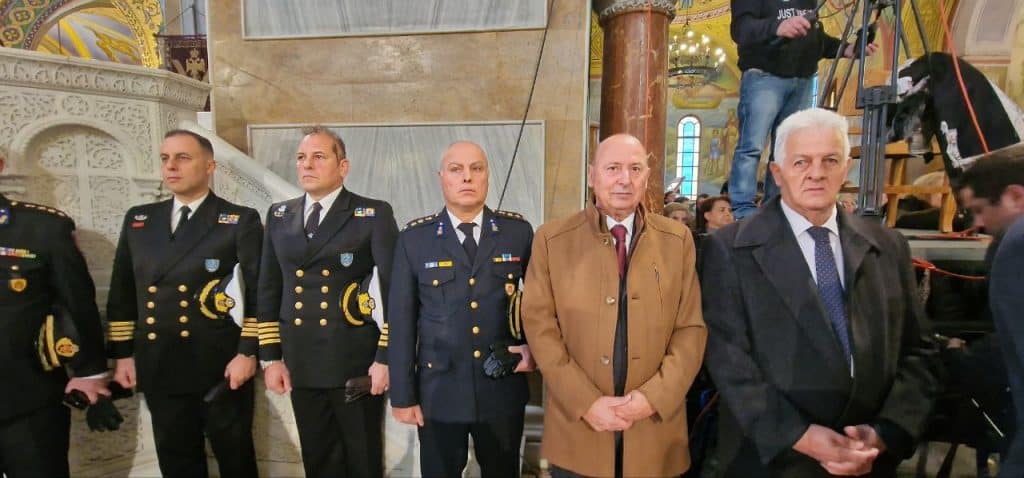 Πάτρα: Με μεγαλοπρέπεια η εορτή του Πολιούχου Αποστόλου Ανδρέου - Χιλιάδες πιστοί! Παρουσία Προέδρου Δημοκρατίας - φωτο και βίντεο