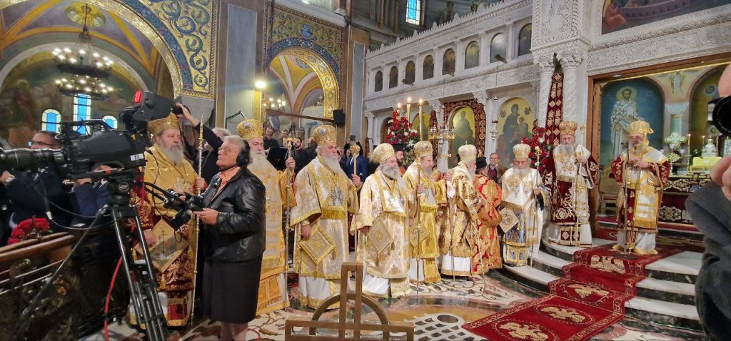 Πάτρα: Με μεγαλοπρέπεια η εορτή του Πολιούχου Αποστόλου Ανδρέου - Χιλιάδες πιστοί! Παρουσία Προέδρου Δημοκρατίας - φωτο και βίντεο