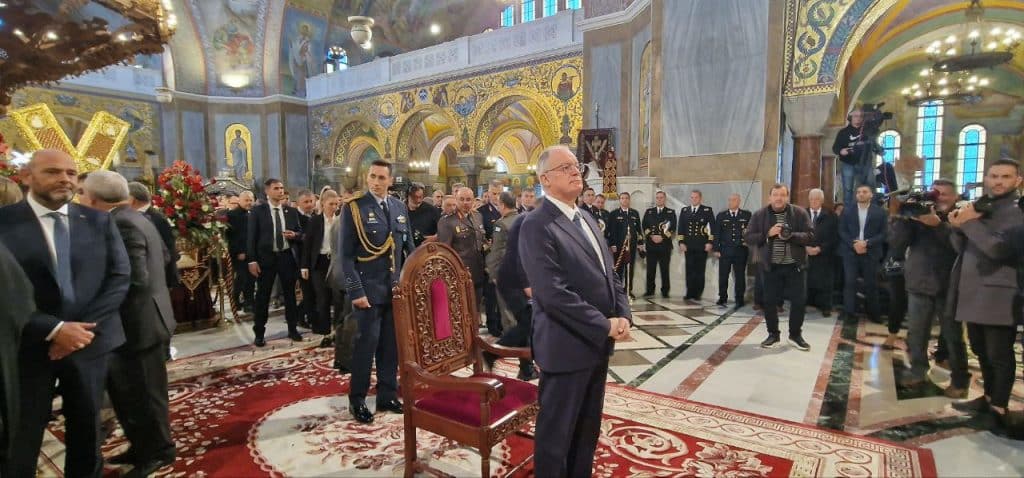 Πάτρα: Με μεγαλοπρέπεια η εορτή του Πολιούχου Αποστόλου Ανδρέου - Χιλιάδες πιστοί! Παρουσία Προέδρου Δημοκρατίας - φωτο και βίντεο