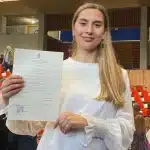 Η Βίκυ Βολιώτη πήρε το πτυχίο της από το Τμήμα Θεατρικών Σπουδών: Κάλλιο αργά παρά ποτέ, έγραψε