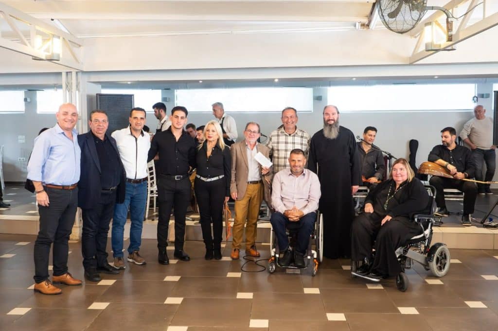 ΚΡΗΤΙΚΟΙ ΠΑΤΡΑΣ: Εορτασμός των 159 χρόνων του Ολοκαυτώματος  - φωτο