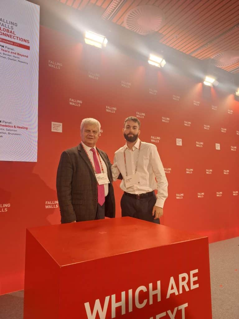 Τριήμερο έρευνας και καινοτομίας στο Βερολίνο: Ο Ελληνας φιναλίστ και το ΕΑΠ - φωτό