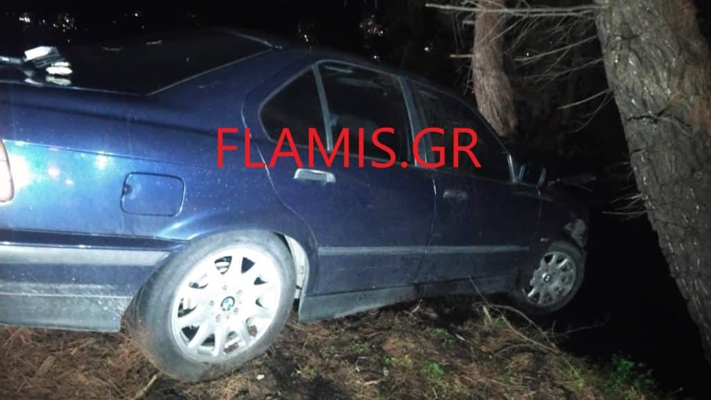 Πάτρα: Απίστευτο τροχαίο στον Ομπλό - ΙΧ καρφώθηκε σε δένδρο και ο συνοδηγός έπεσε στο γκρεμό - φωτο Πάτρα: Απίστευτο τροχαίο στον Ομπλό - ΙΧ καρφώθηκε σε δένδρο και ο συνοδηγός έπεσε στο γκρεμό - φωτο