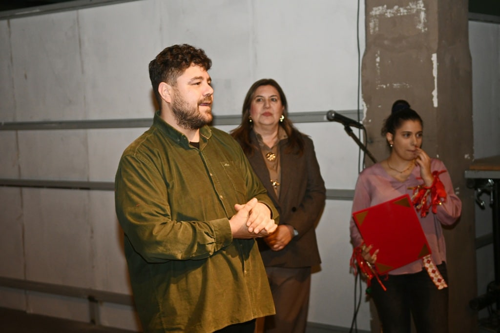 Η Χριστουγεννιάτικη παράσταση «Πώς ο Γκριντζ έκλεψε τα Χριστούγεννα», από τα παιδιά του  ΚΔΑΠΑμεΑ «ΑΜΠΕΤ ΧΑΣΜΑΝ» στο Λιθογραφείο - φωτο