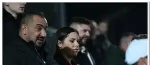 Χειροκροτήματα για τον Αλέξανδρο Καλλέργη στο γήπεδο του Άρη- ΦΩΤΟ Χειροκροτήματα για τον Αλέξανδρο Καλλέργη στο γήπεδο του Άρη- ΦΩΤΟ