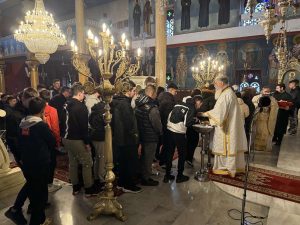 Αιγιάλεια: Ετελέσθη Θεία Λειτουργία υπέρ μαθητών από τον Μητροπολίτη Ιερώνυμο - φωτό