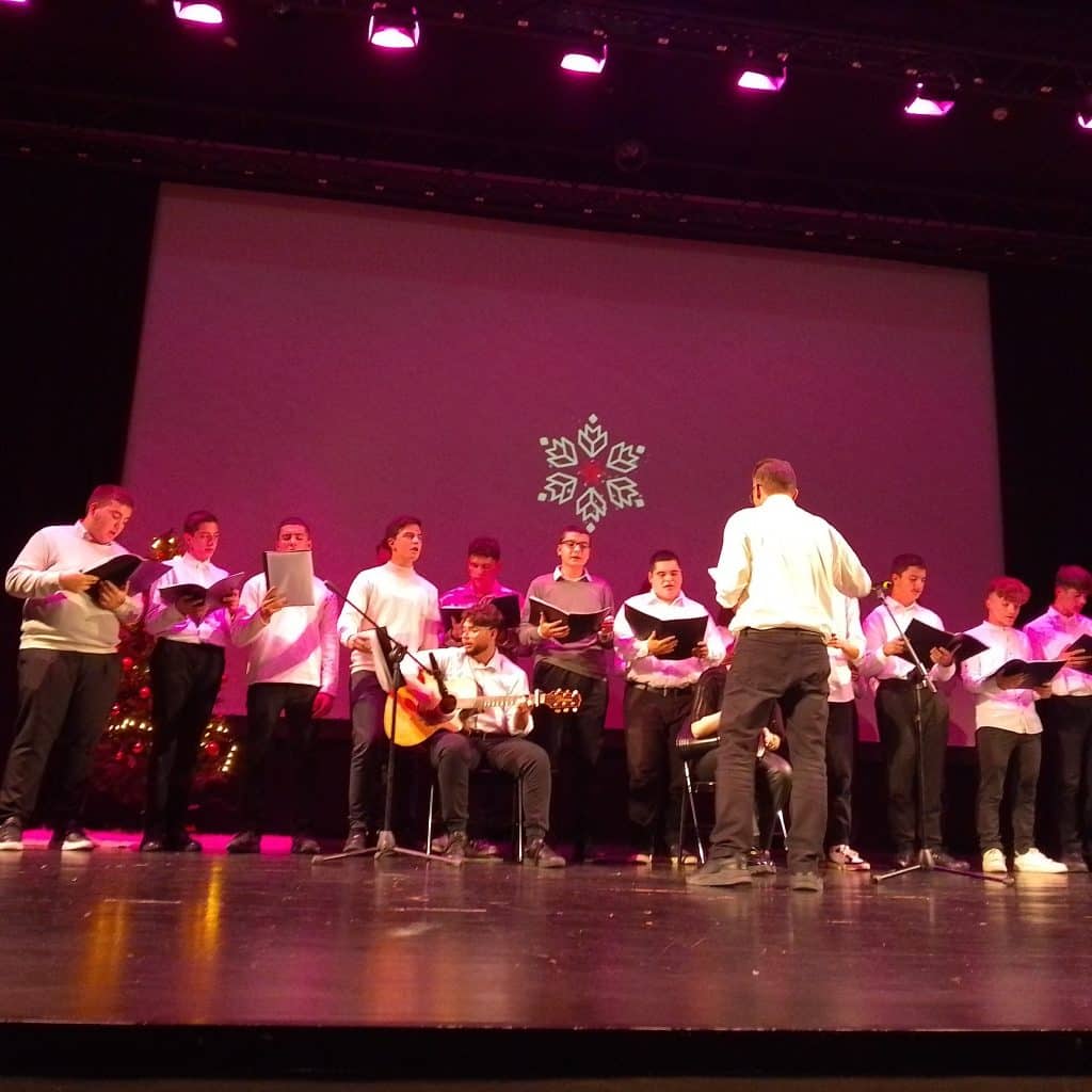 Η πιο συγκινητική θεατρική παράσταση στην Πάτρα - φωτό