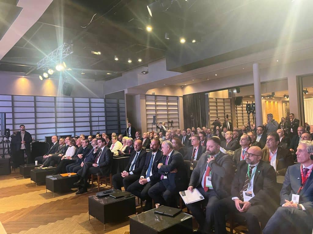 Το Επιμελητήριο Αχαΐας φιλοξενεί τη Γενική Συνέλευση της Κεντρικής Ένωσης Επιμελητηρίων Ελλάδος - Στόχος η περιφερειακή ανάπτυξη - Τι είπε ο Στέφανος Κασσελάκης - βίντεο