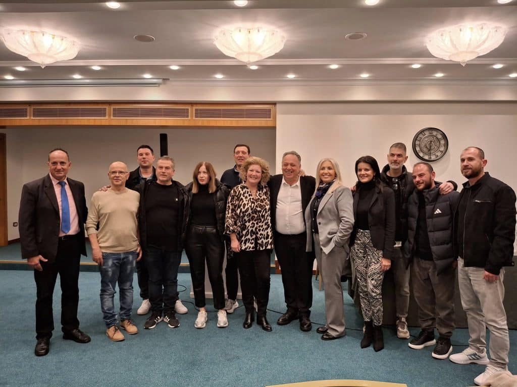 Πάτρα: Συγκροτήθηκε σε Σώμα το νέο Δ.Σ. της ΔΕΕΠ Αχαϊας ΝΔ - ονόματα Πάτρα: Συγκροτήθηκε σε Σώμα το νέο Δ.Σ. της ΔΕΕΠ Αχαϊας ΝΔ - ονόματα