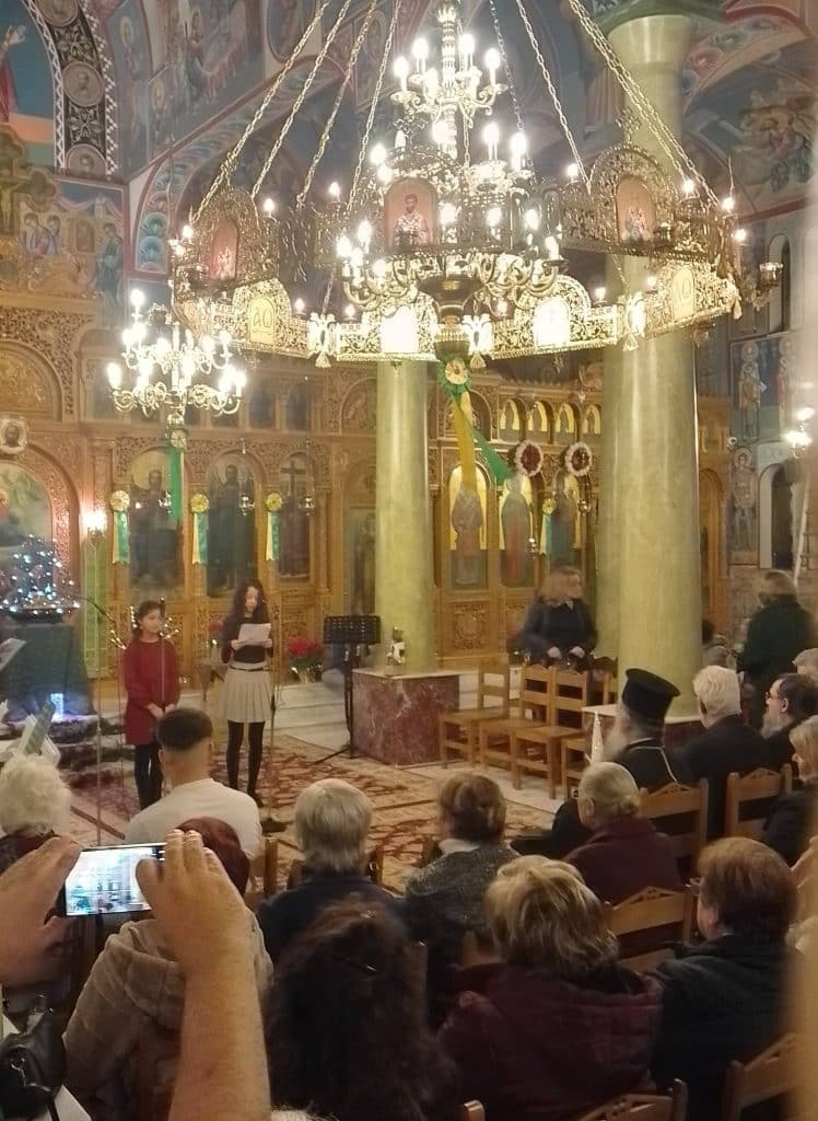 Πάτρα - φωτό: Ομορφη Χριστουγεννιάτικη εκδήλωση στον Ι.Ν. Αγίας Φωτεινής