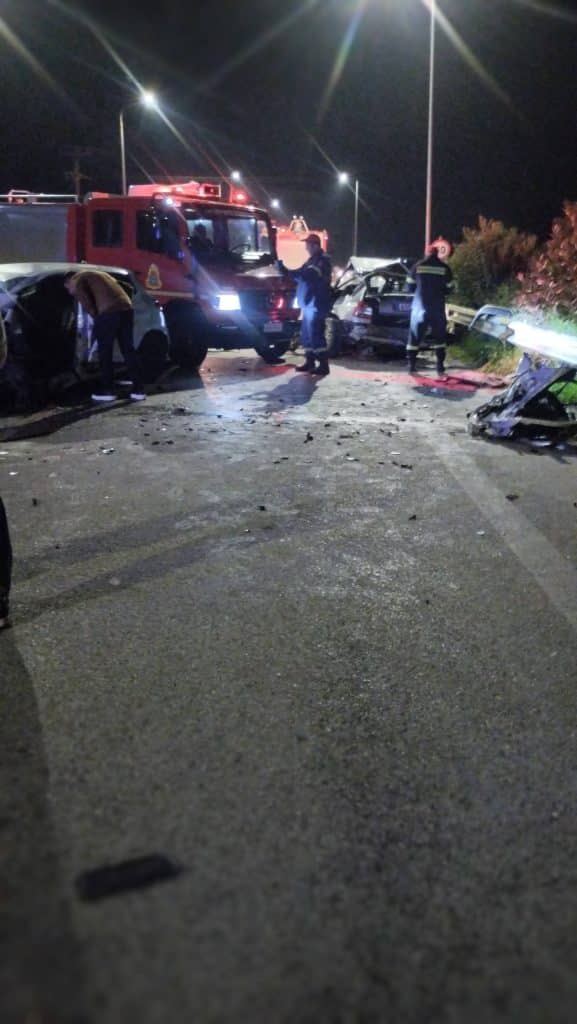 Δείτε φωτό: Ετσι έγινε το θανατηφόρο στο Λάππα Αχαϊας χθες το βράδυ Δείτε φωτό: Ετσι έγινε το θανατηφόρο στο Λάππα Αχαϊας χθες το βράδυ