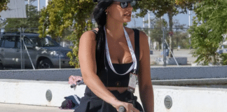 Χριστίνα Μπόμπα: «Θέλω να φτιάξω το στήθος μου» Αρχική