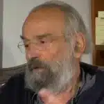 Αλαβάνος: Το μόνο που έχει να κάνει ο Τσίπρας, είναι να γονατίσει και να πει συγγνώμη, διότι ενέκρινε το τρίτο Μνημόνιο, που κατακρεούργησε την Ελλάδα