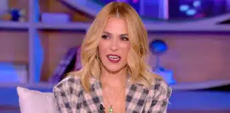 Τζένη Μπότση για τις ερωτικές σκηνές με τον Στράτο Τζώρτζογλου: Ήμουν τόσο ψαρωμένη, ξεχνούσα και το όνομά μου Αρχική