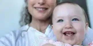 Κλασική «χαζογιαγιά» η γνωστή ηθοποιός – «Ανυπομονώ να κρατήσω αγκαλιά αυτό τον άγγελο τα Χριστούγεννα» Αρχική