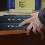 Στο 8%-10% υπολογίζουν στο Μέγαρο Μαξίμου και στη Χαριλάου Τρικούπη τον σκληρό πυρήνα των υποστηρικτών του Αλέξη Τσίπρα