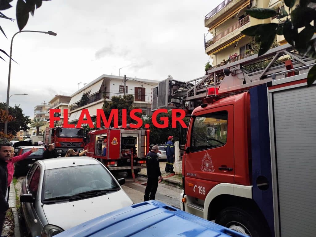 Πάτρα - ΤΩΡΑ: Φωτιά σε διαμέρισμα! Ηταν μέσα μία γυναίκα - φωτο