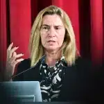 Πλήγμα για την ΕΕ το σκάνδαλο Μογκερίνι, ευκαιρία για «καρφιά» από τη Ζαχάροβα και τη Ρωσία