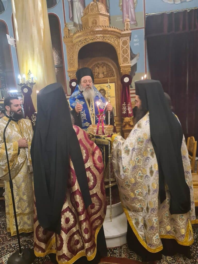 Λαμπρὸς ο εορτασμὸς του Αγίου Νικολάου, στην Πάτρα - φωτο