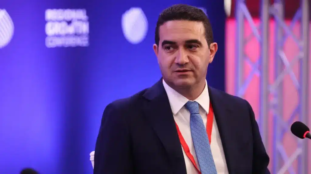 Συνελήφθη ο γιος βουλευτή Ηλείας! Οδηγούσε χωρίς δίπλωμα και ο φίλος του είχε μαχαίρι! Τι είπε ο βουλευτής maketa katrinis