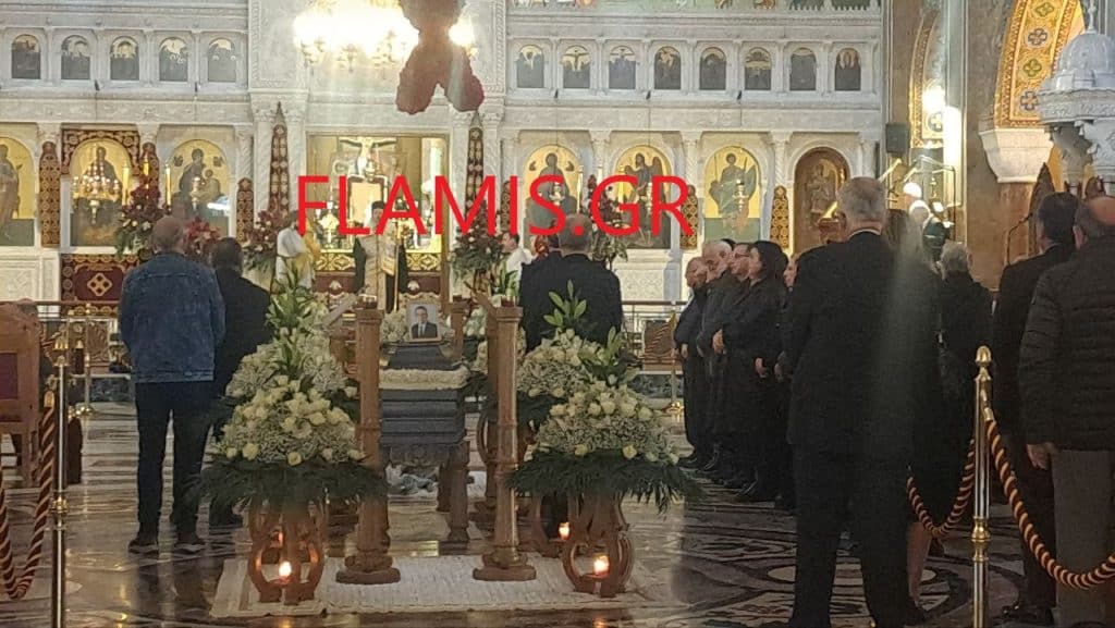 Πάτρα: Συγκίνηση στον "Αγιο Ανδρέα"! Θρήνος στην κηδεία του Δημήτρη Χωρίτου - φωτό