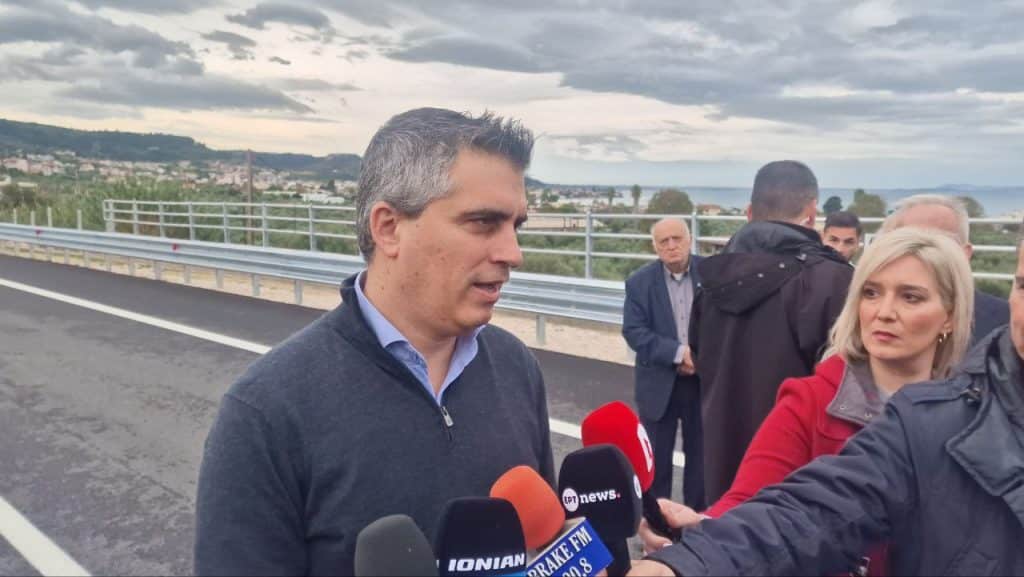 Εγκαινιάστηκε η Νέα Πατρών-Πύργου - Δείτε Φωτό