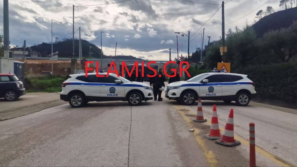 Πάτρα: Εκλεισε η παλιά Εθνική στην ΒΙΠΕ! Εριξαν σακιά οι αγρότες! Απίστευτες ουρές φορτηγών - φωτό και βίντεο