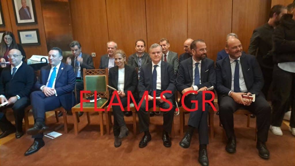 Πάτρα: Επίτιμος Διδάκτορας του Πανεπιστημίου ο Ελπιδοφόρος - φωτό και βίντεο